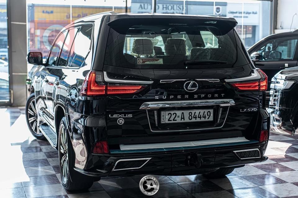 لێکزس LX